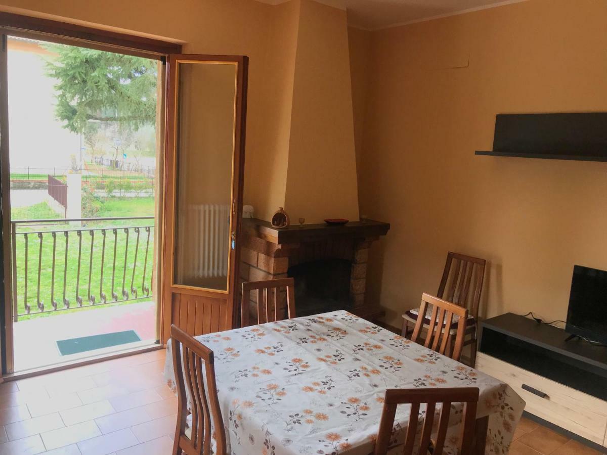 Вілла La Casa Sul Trasimeno Кастільйоне-дель-Лаго Екстер'єр фото